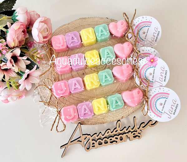Jabón artesanal con nombre personalizados