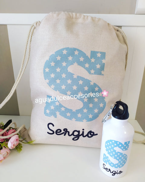 Pack botella 800 ml y mochila personalizada, detalle para niños de Aguadulceaccesories